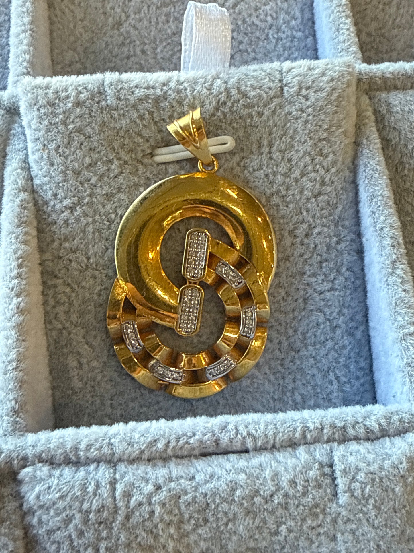 Pendant