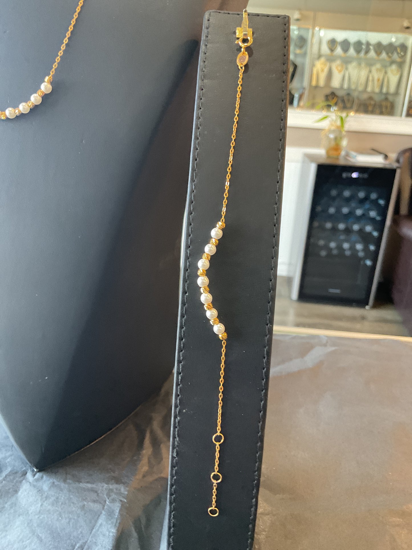 Necklace & bracelet