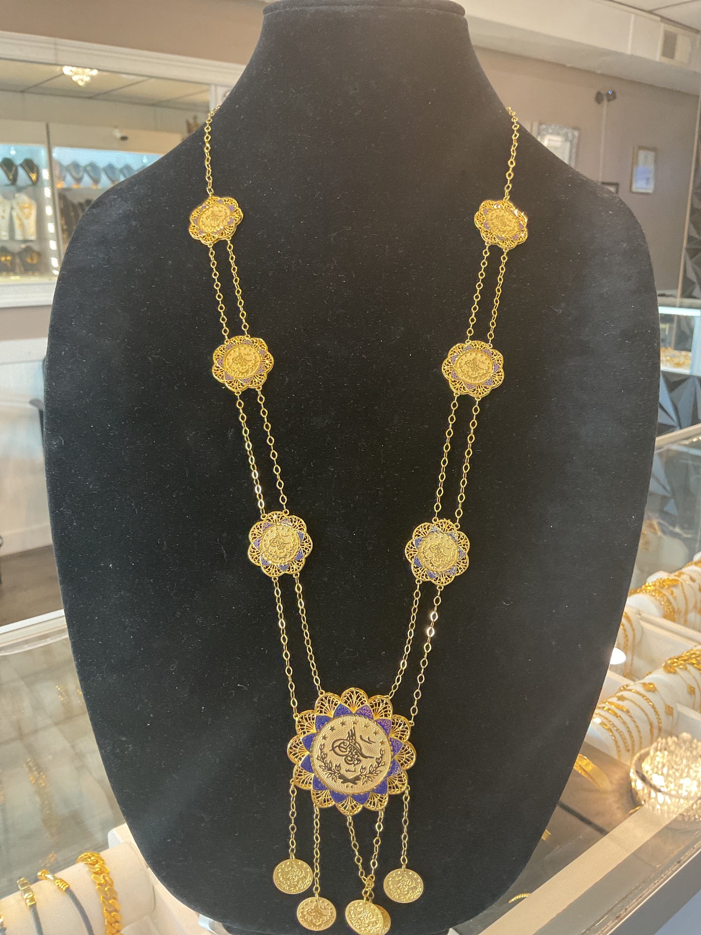 Long necklace