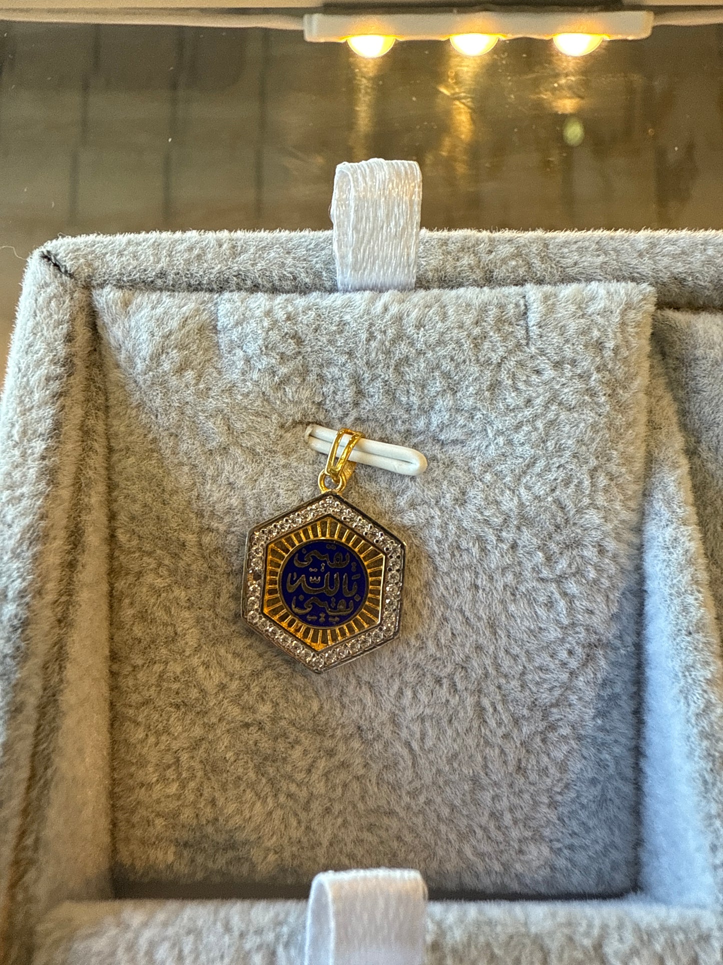 Pendant