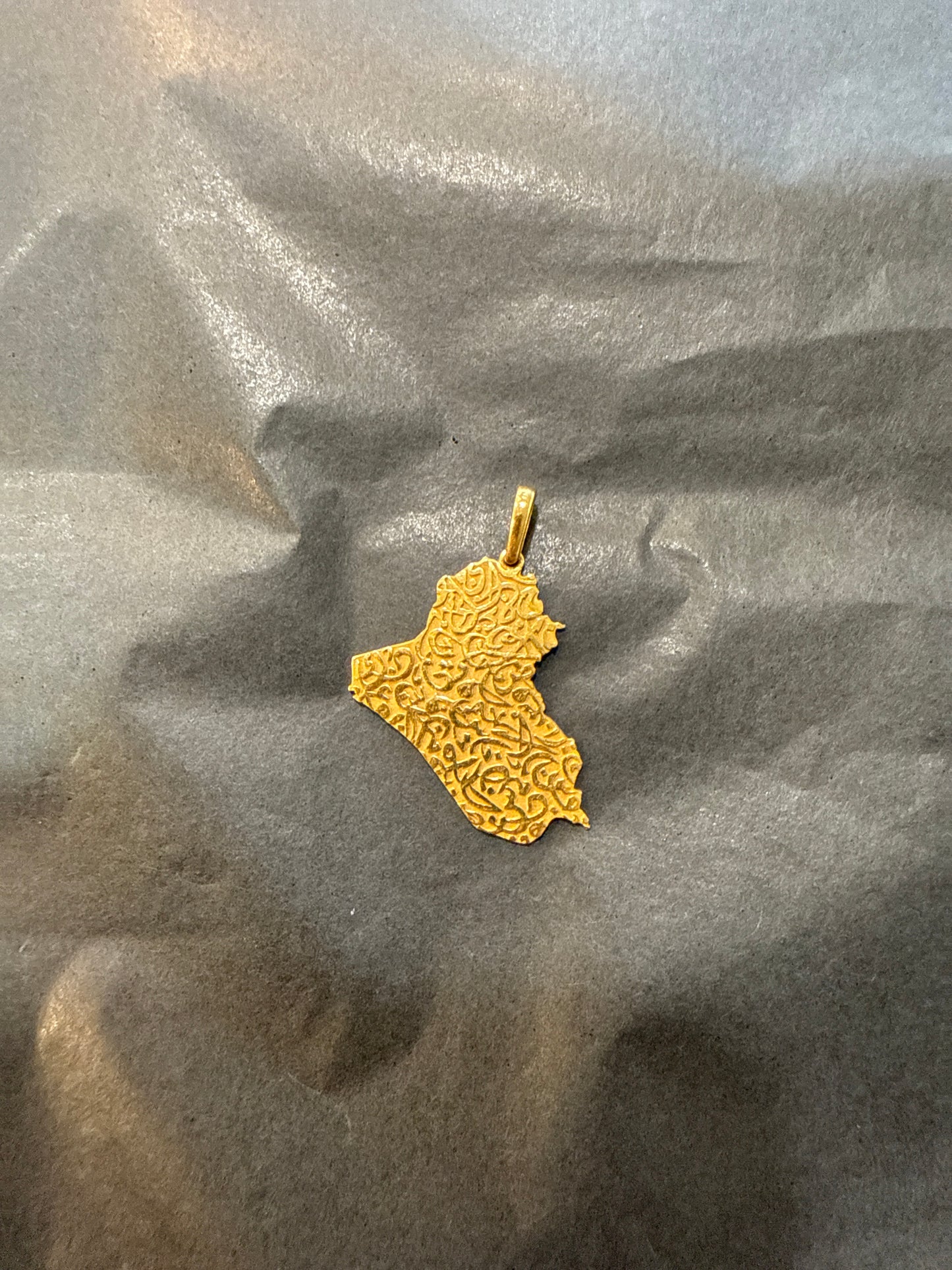 Iraq pendant