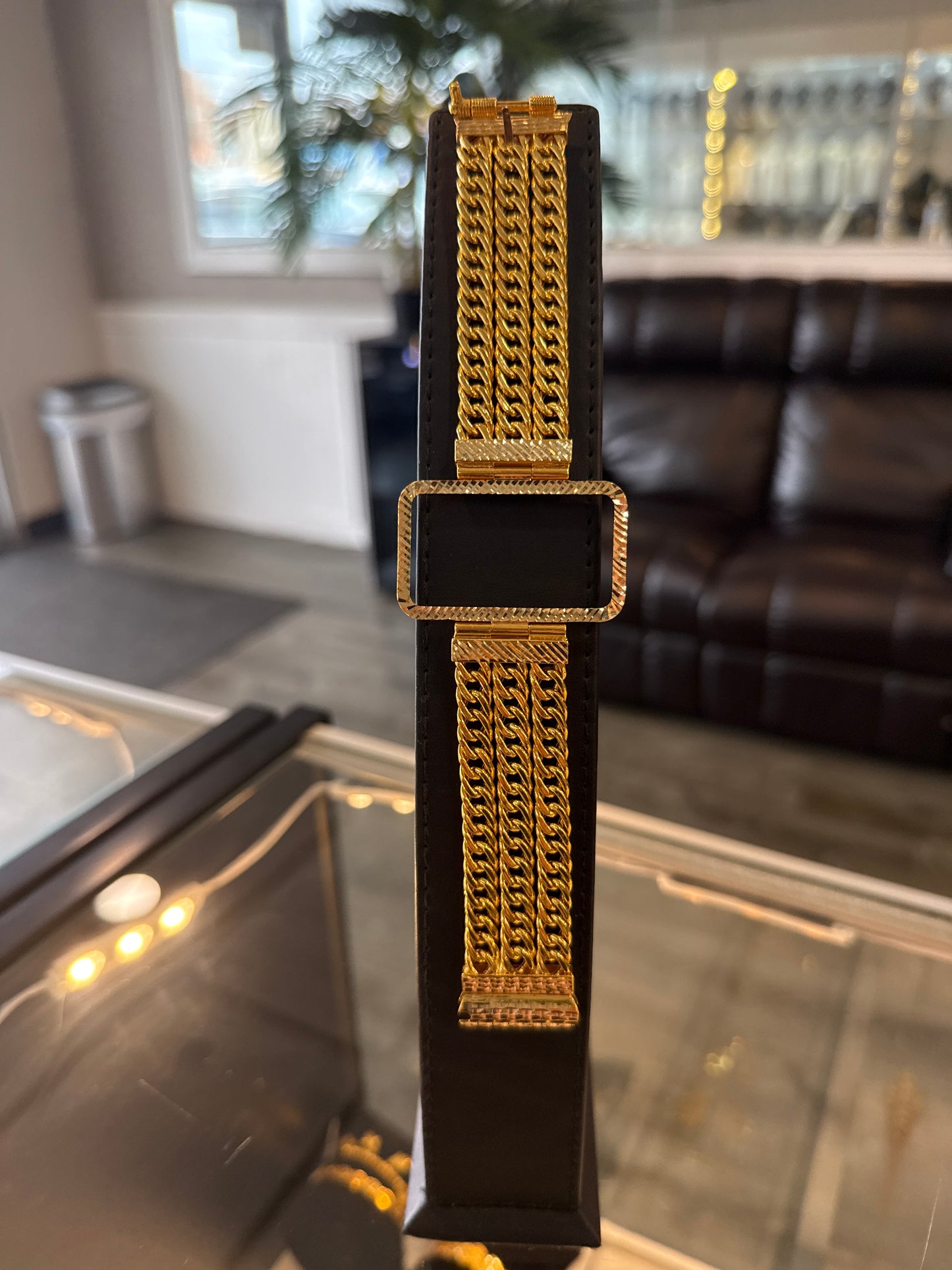 Bracelet with 1oz gold bar frame