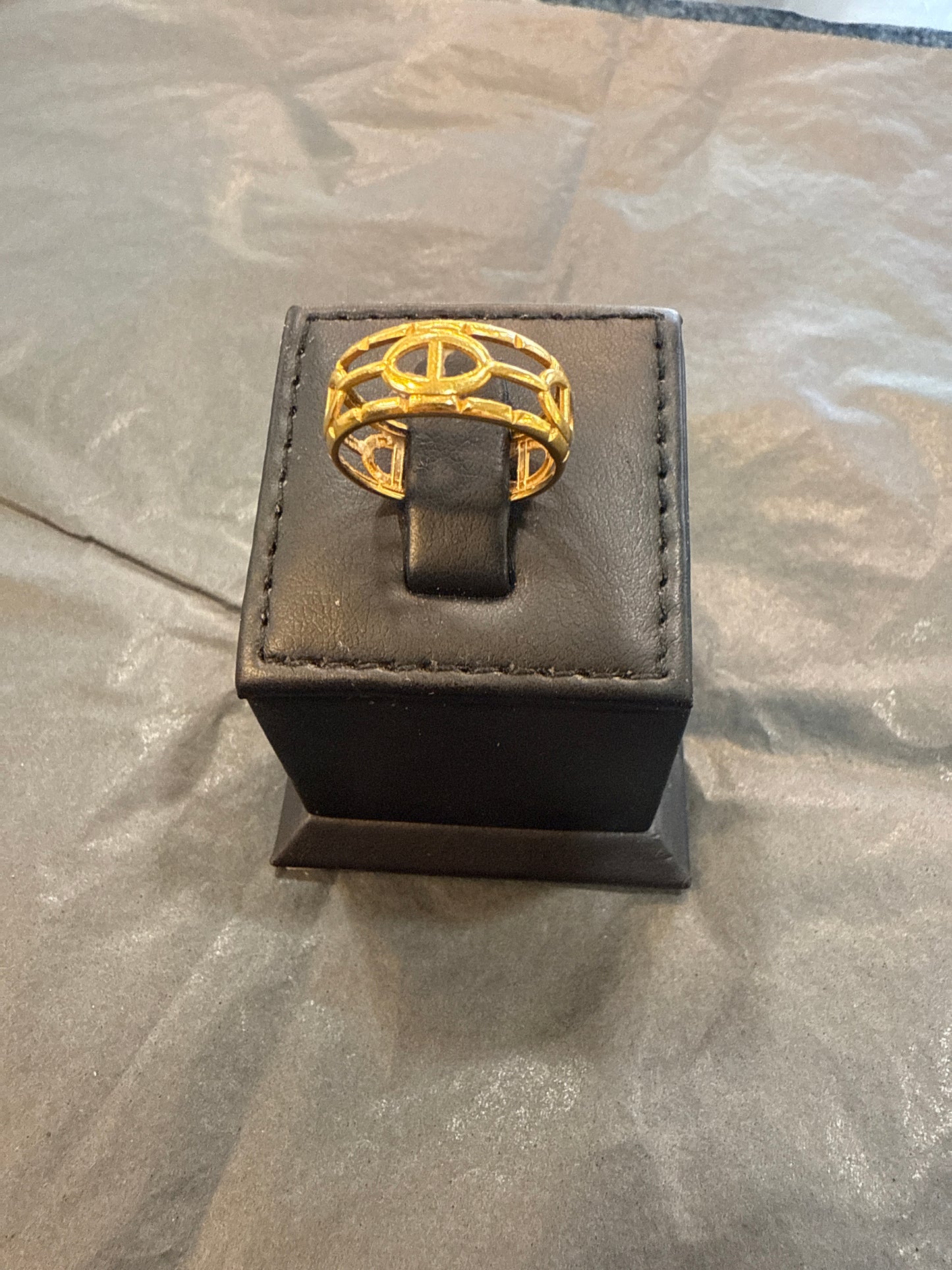Ring