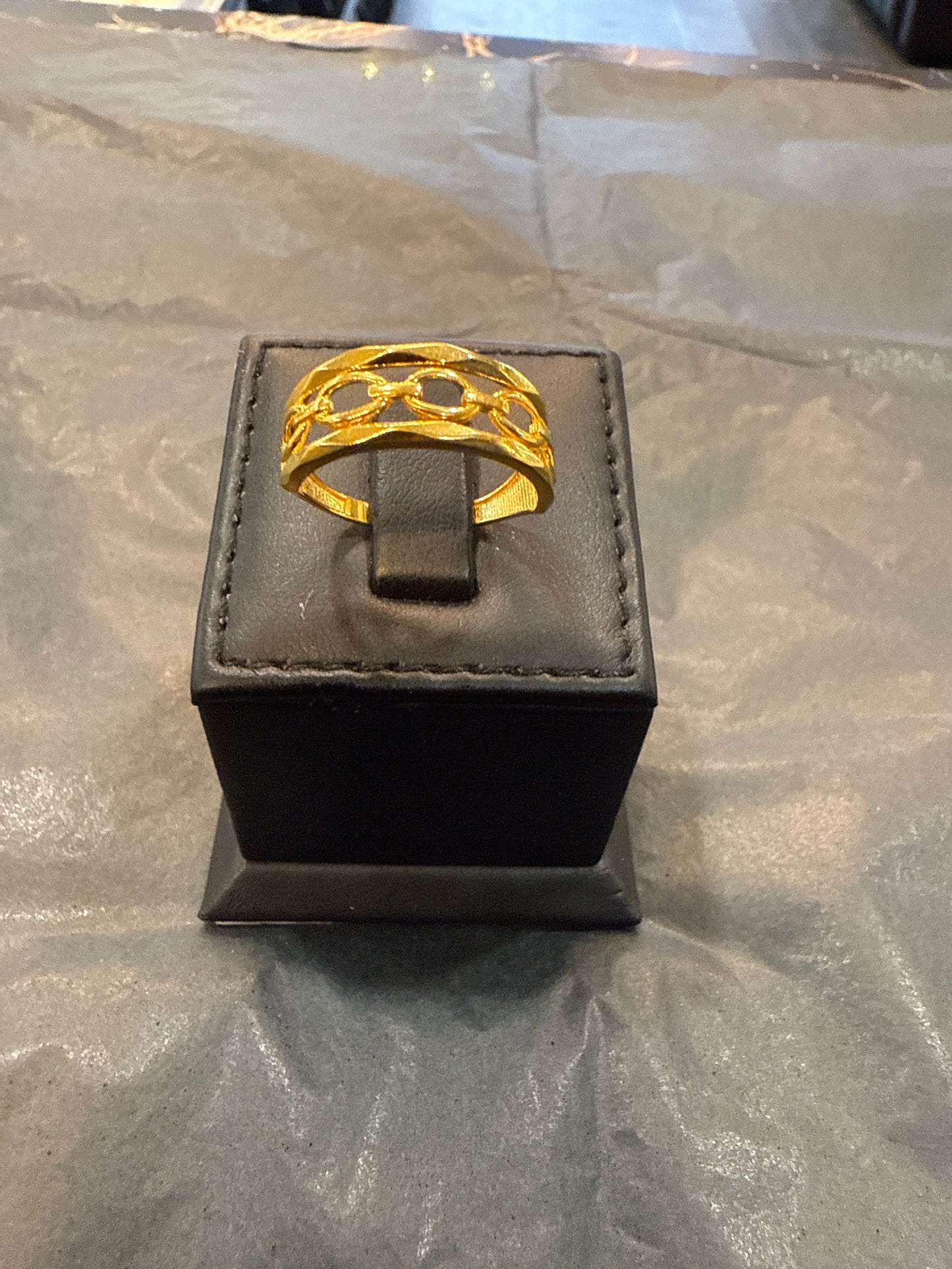 Ring