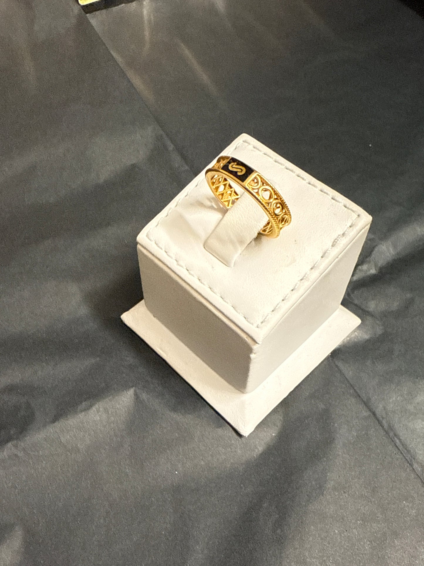 Ring