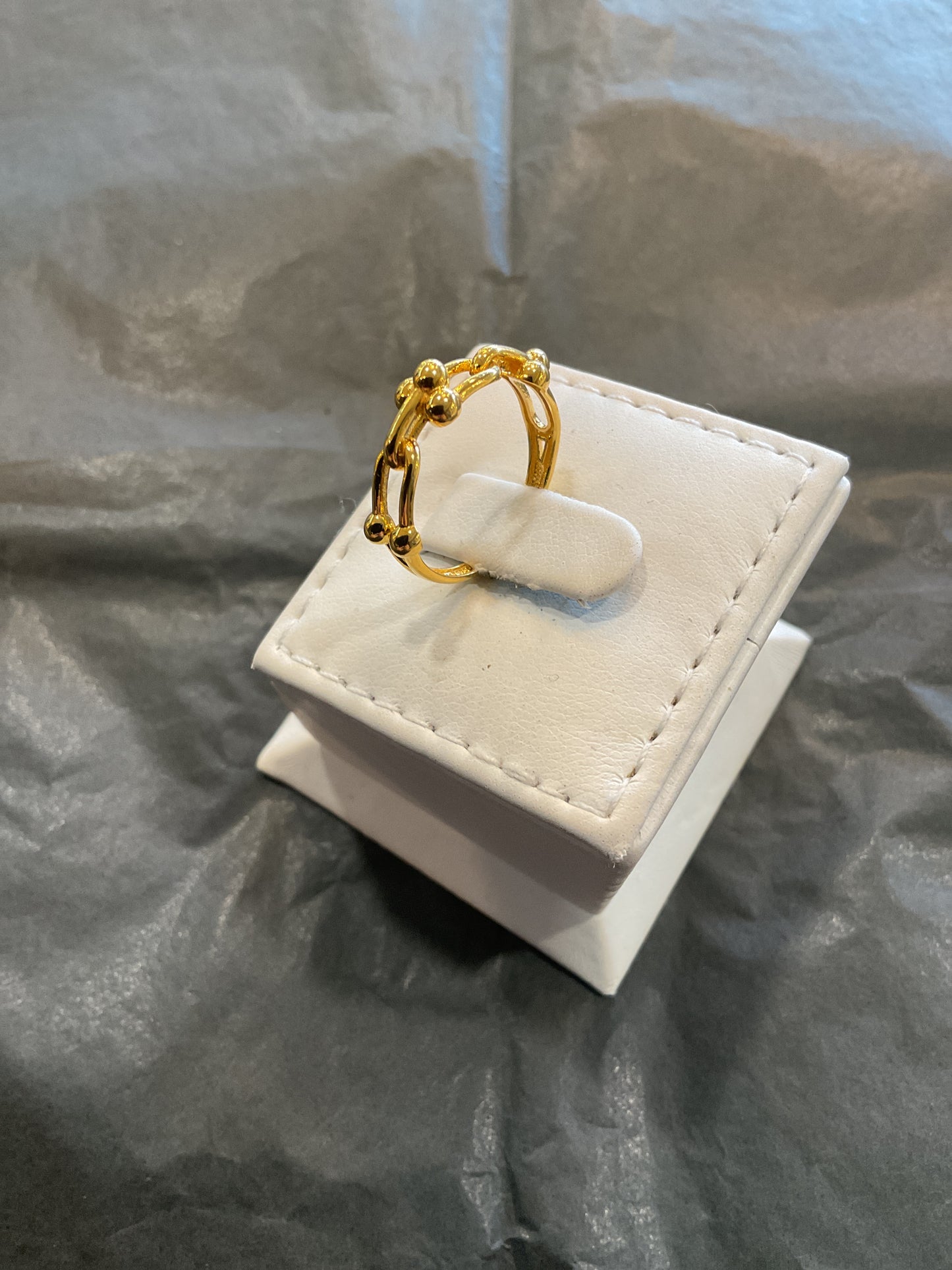 Ring