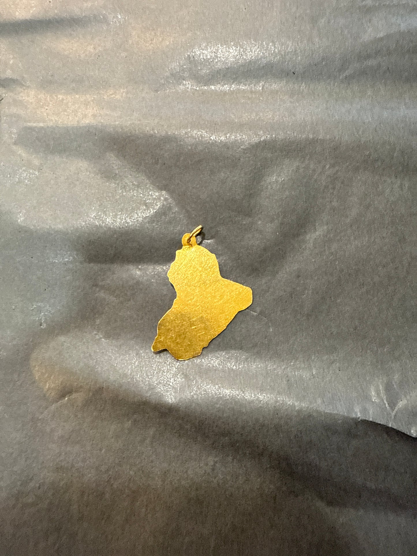 Iraq pendant