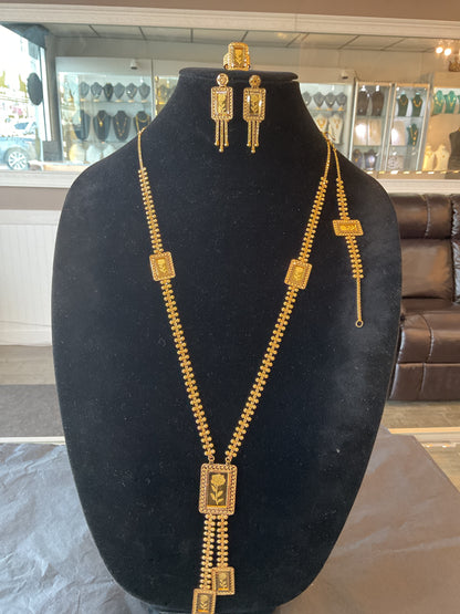 Full necklace set