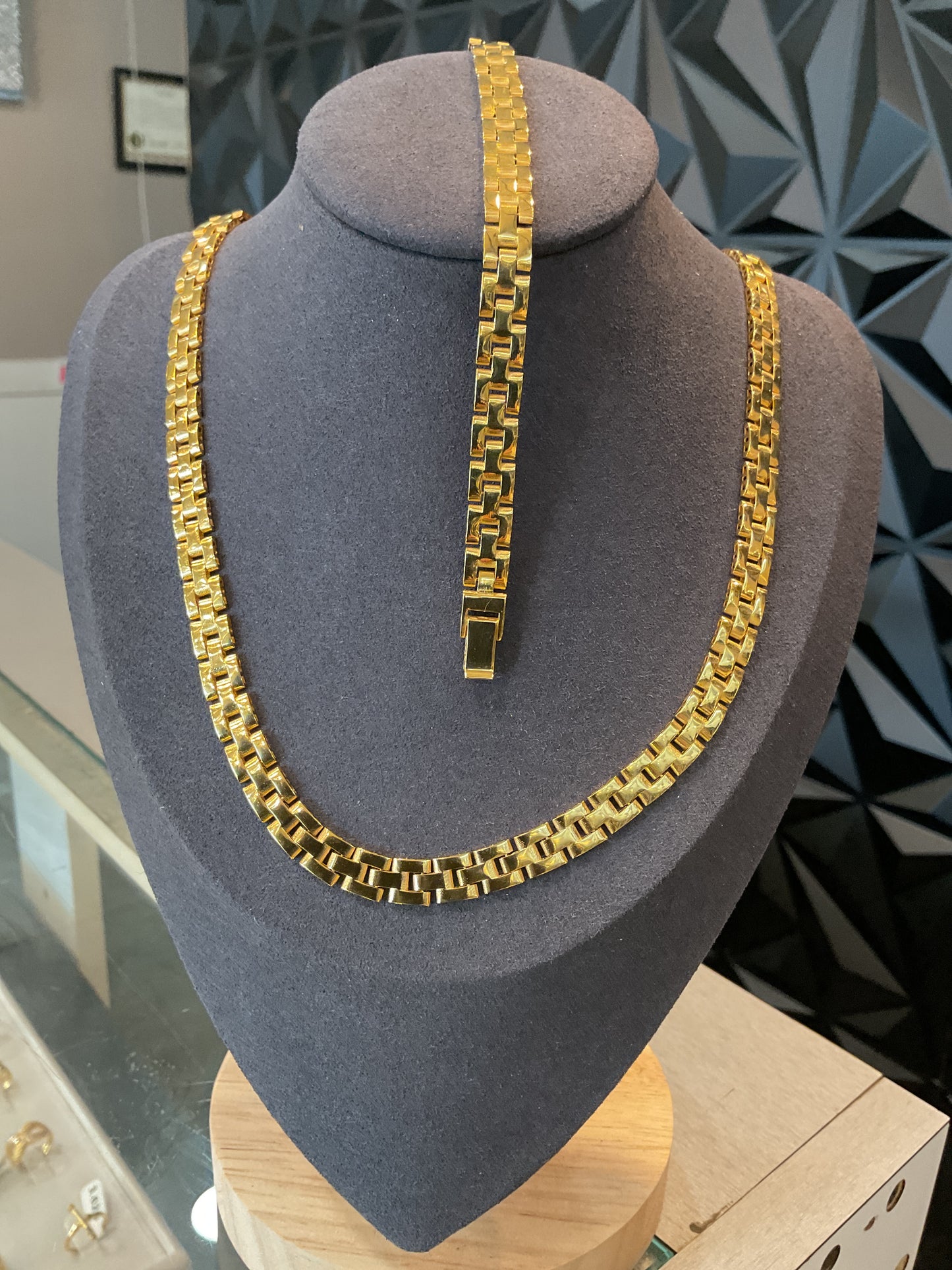 Necklace with bracelet