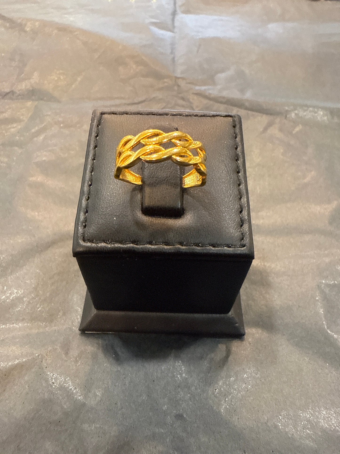 Ring