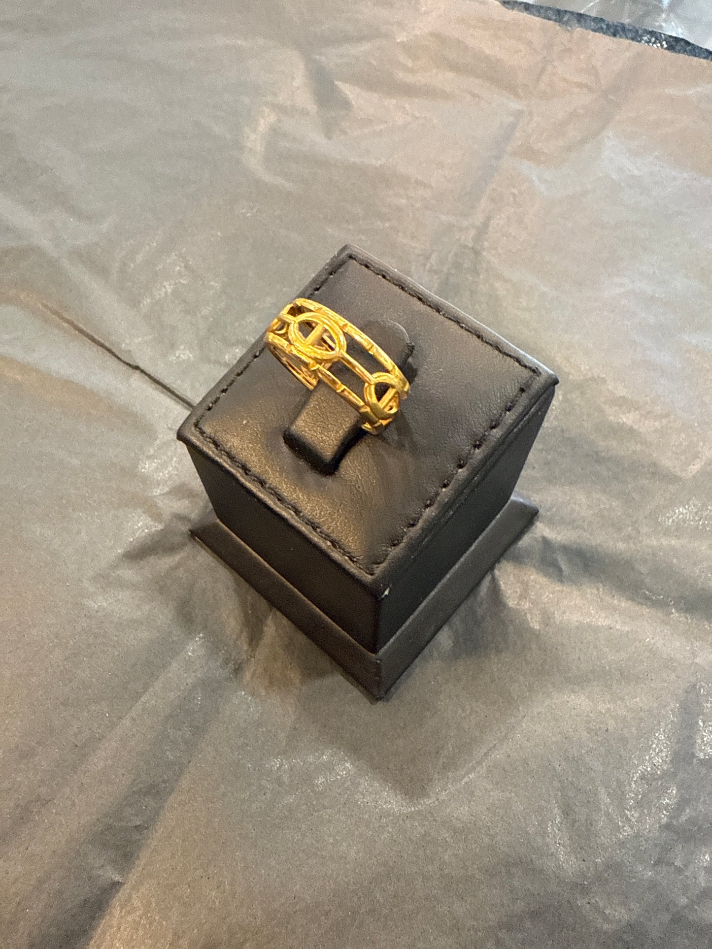 Ring