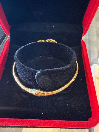 Bracelet